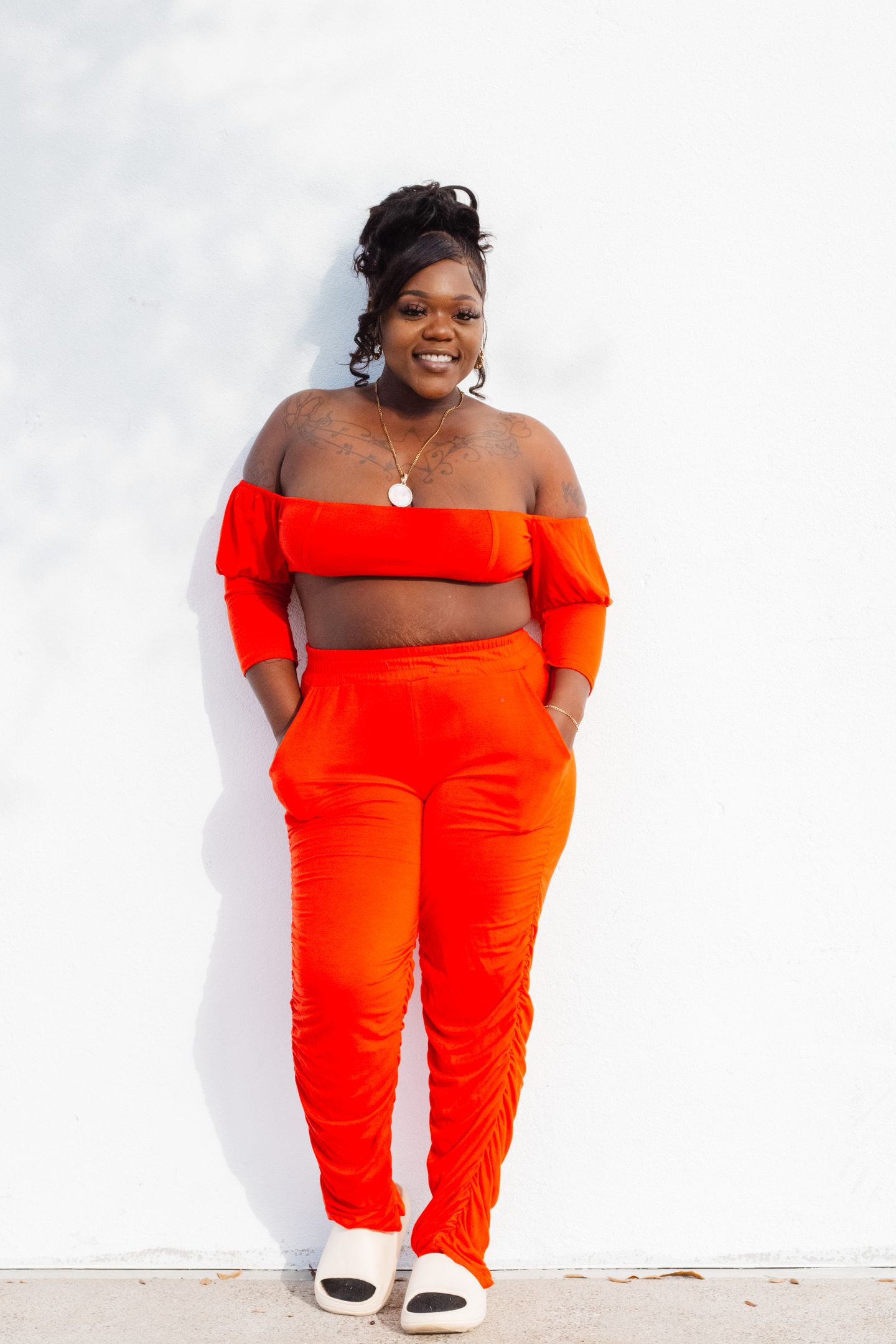 Conjunto Cropped e Saia Canelado